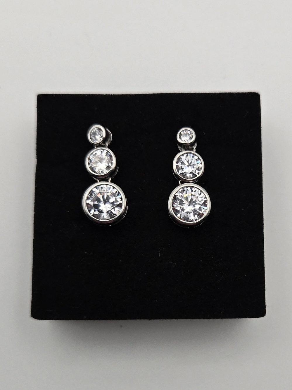 ✨ 925 Sterling Silver Cubic Zirconia Drop Earrings – New ✨